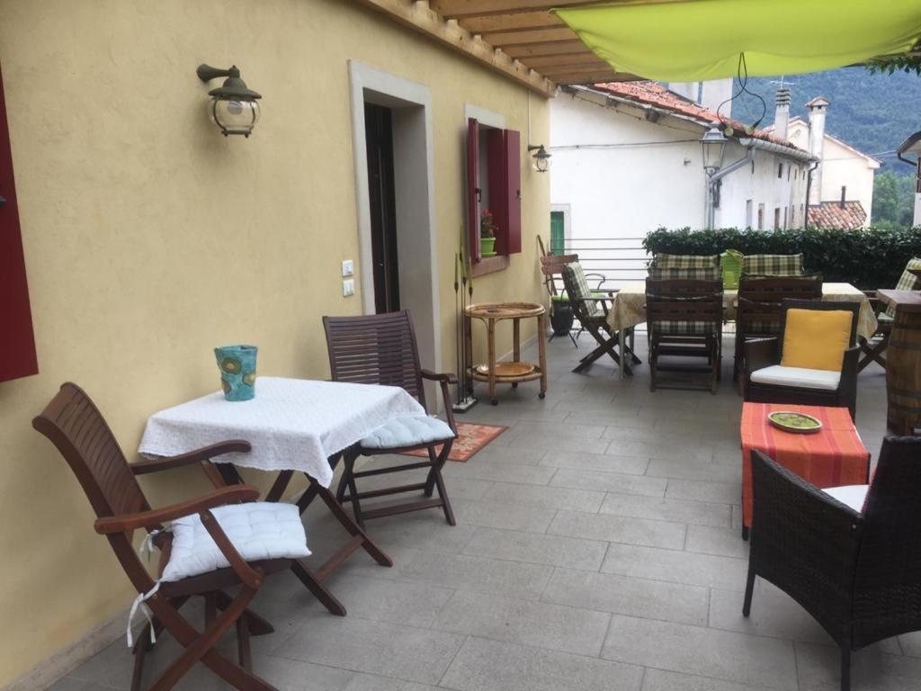 La Casa Del Glicine Hotel Tarzo Bagian luar foto